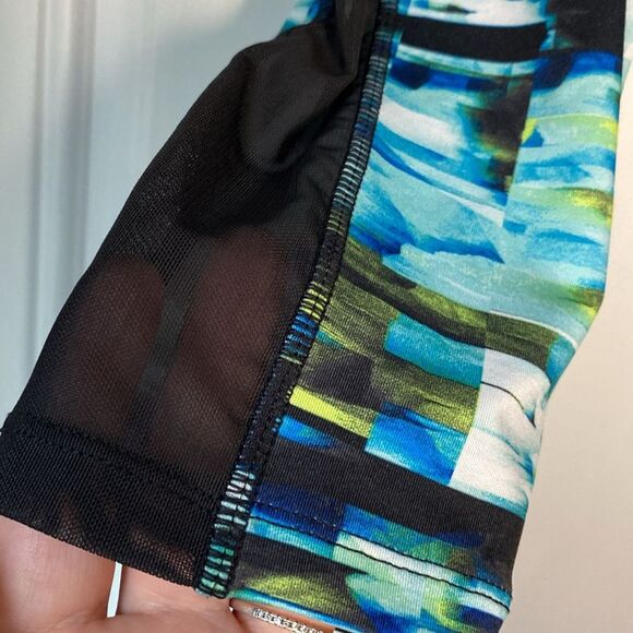 Avia Blue and Green Patchwork Cropped Leggings Medium - Picture 4 of 10